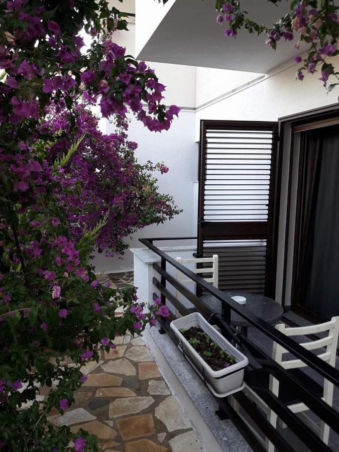 Hotel Natali Dhërmi 外观 照片